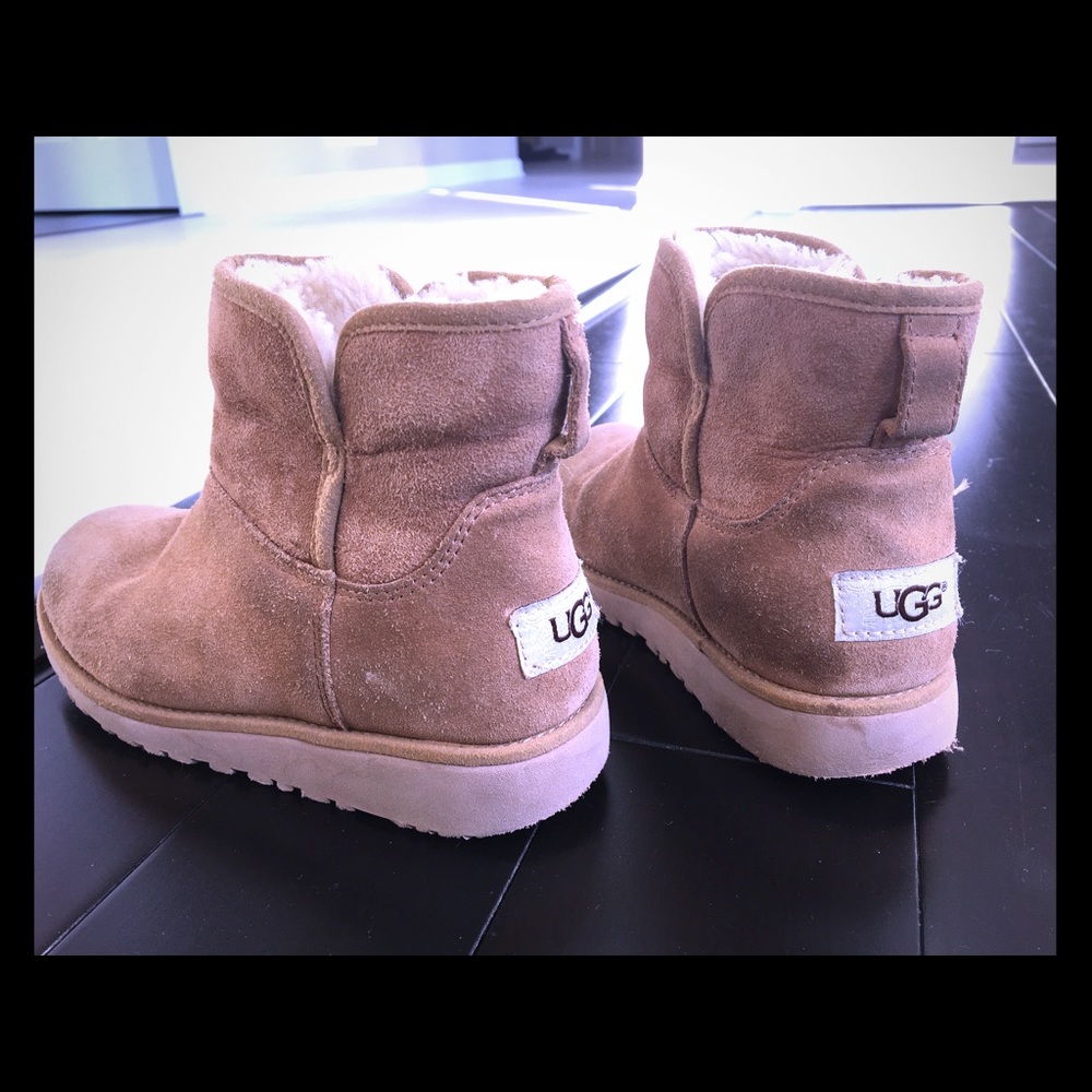 Girls UGG Katalina wedge boot.